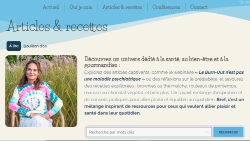 Capture d’écran du site web de Hélène Sevrin, nutrithérapeute, présentant une interface claire avec des rubriques sur les articles, les recettes santé, les conférences et les services d’accompagnement en nutrition.