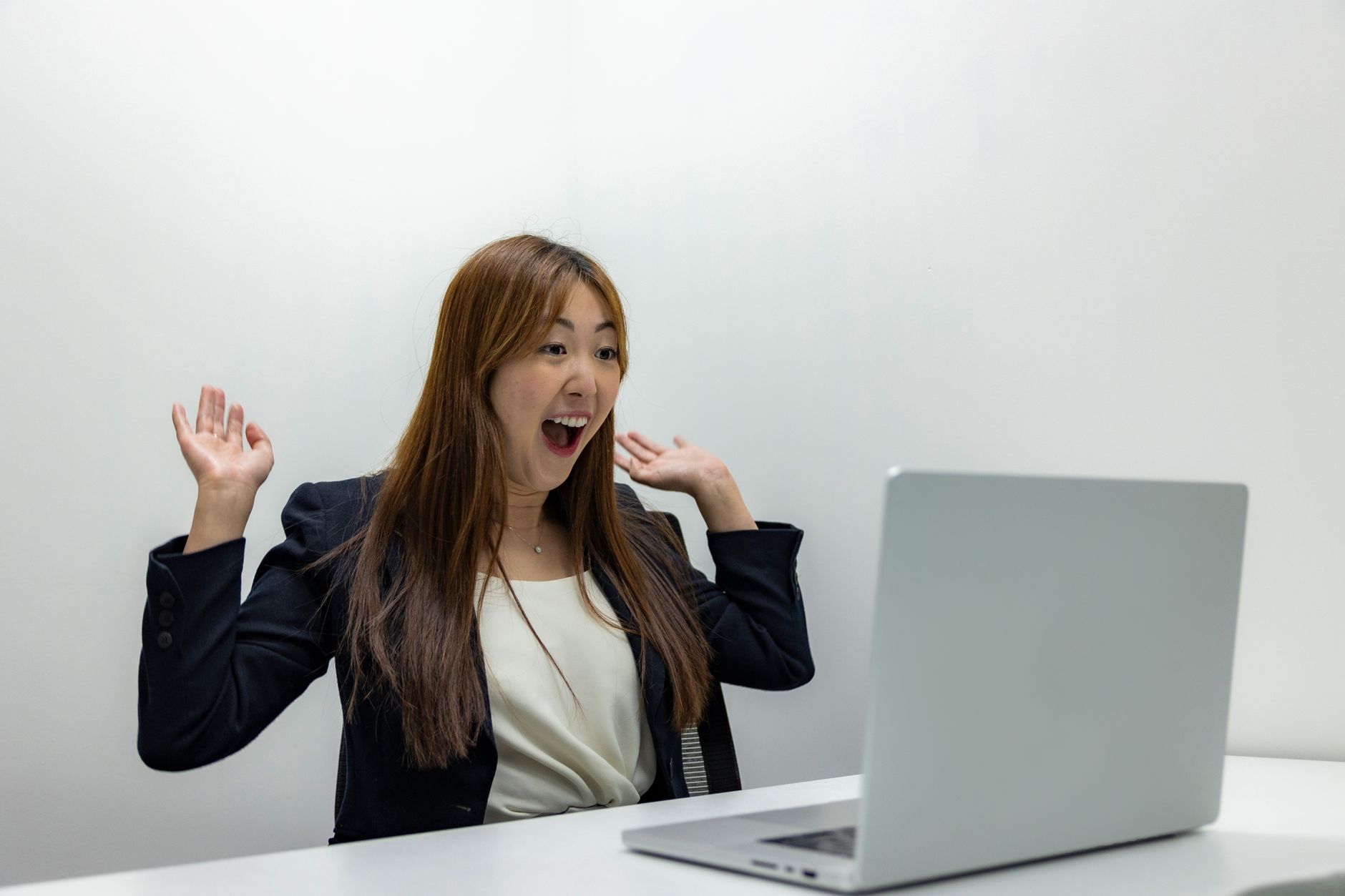 Comment j&rsquo;ai fait gagner des heures à mes clientes de MoonBook.eu grâce à l&rsquo;automatisation de blog